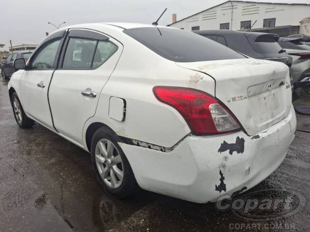 2013 NISSAN VERSA 