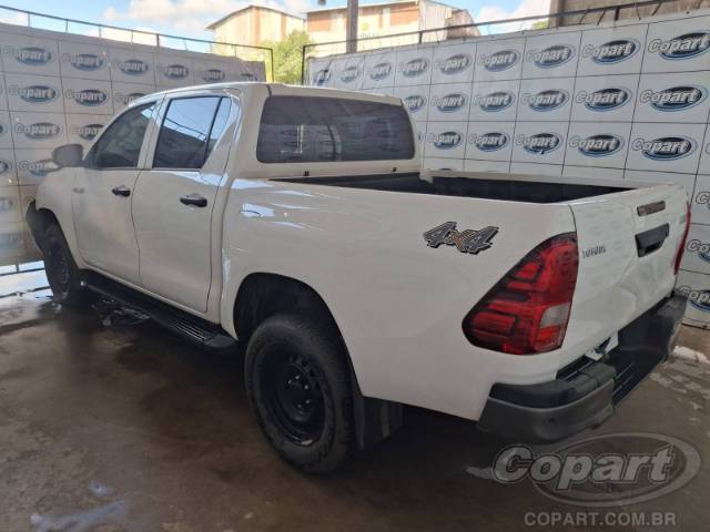 2025 TOYOTA HILUX CD 