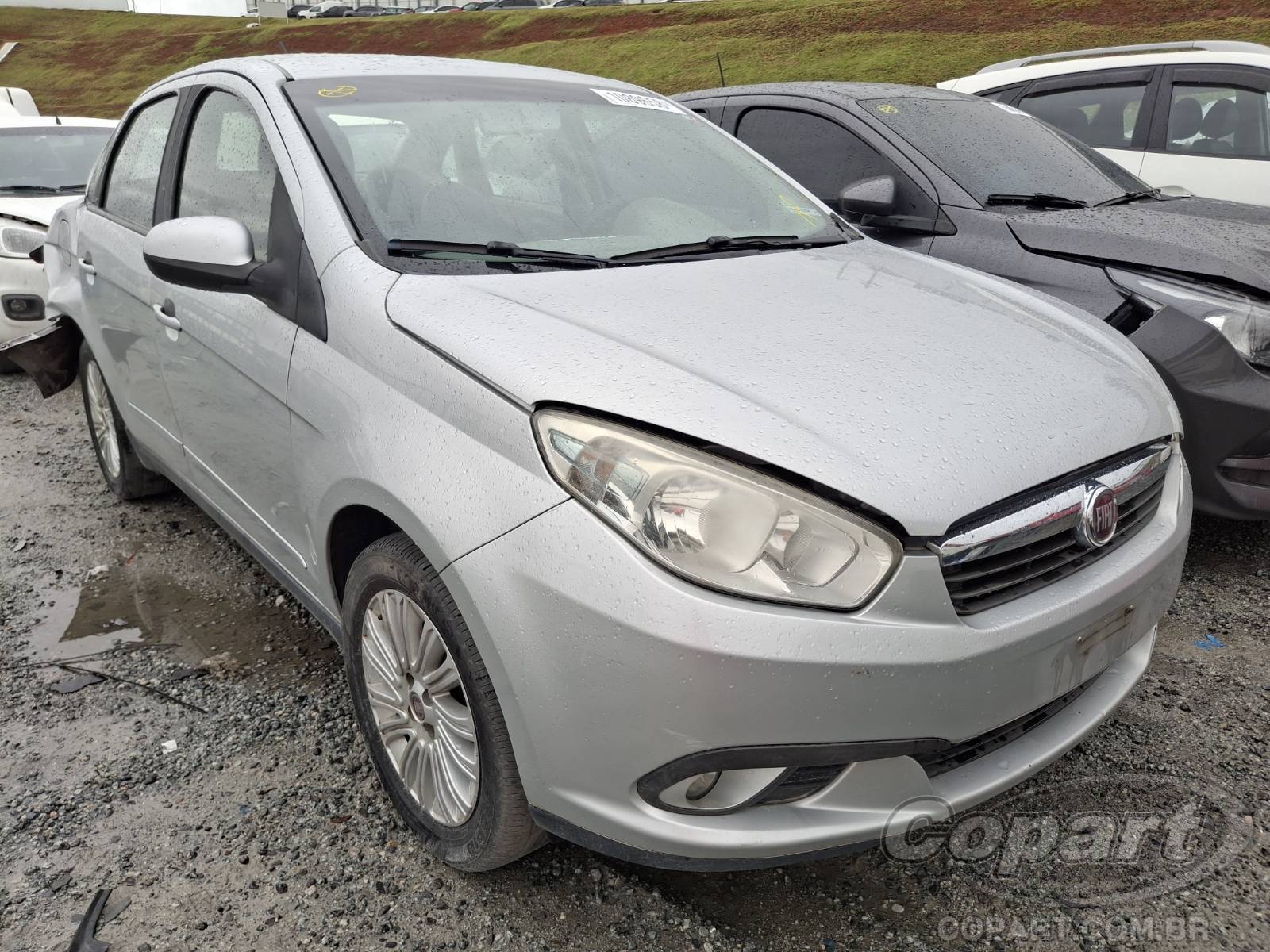 Veículo Fiat Grand Siena Fiat Grand Siena Essence 1.6 16V E.torQ 2014 2014 em leilão