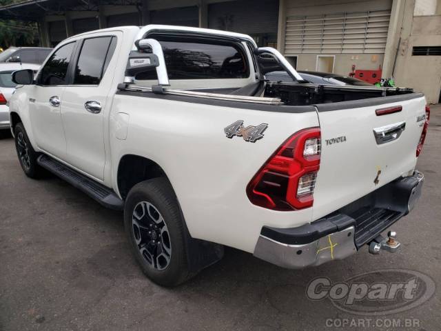 2022 TOYOTA HILUX CD 