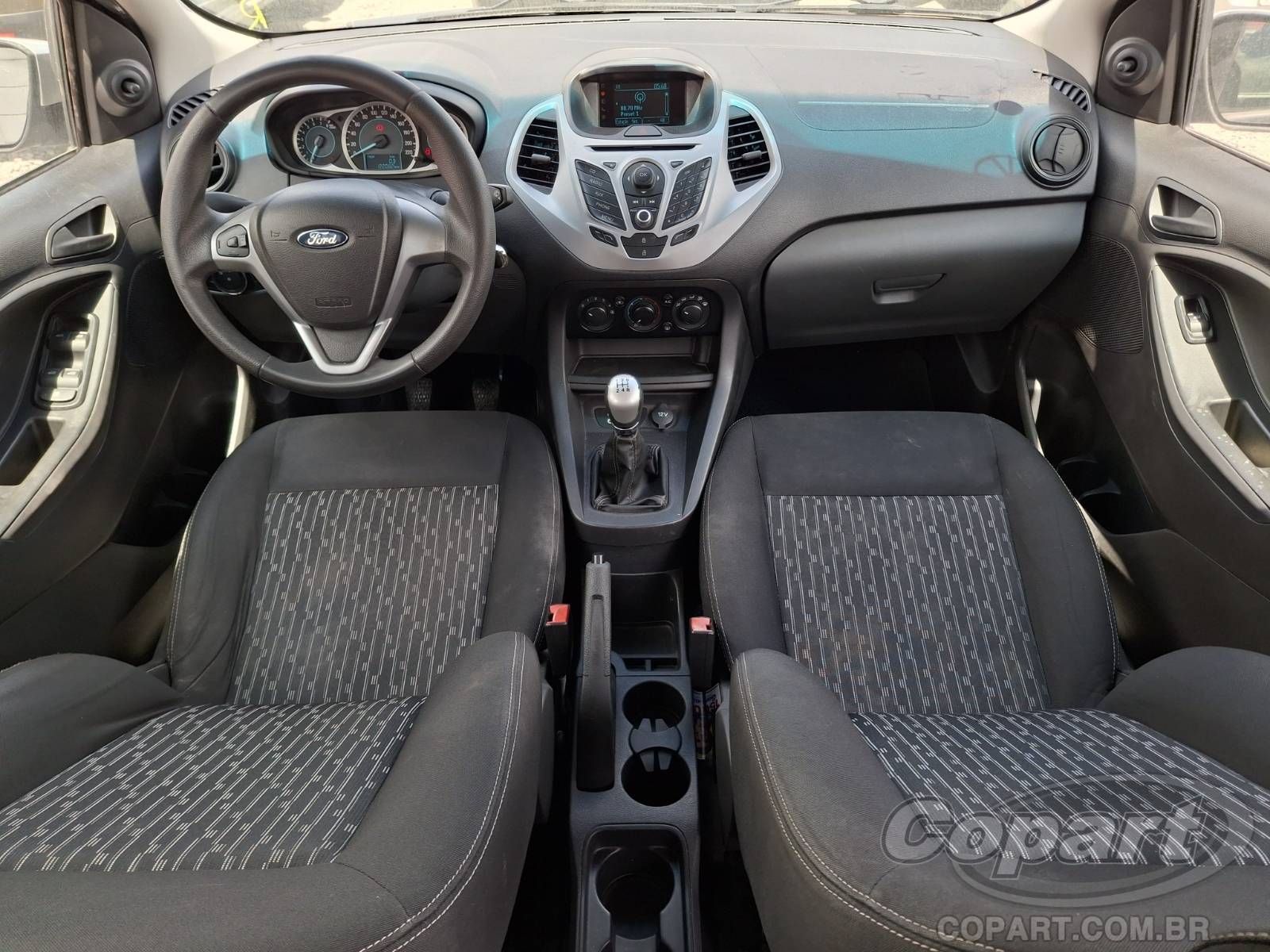 Foto 9 de 11: 2016 FORD KA