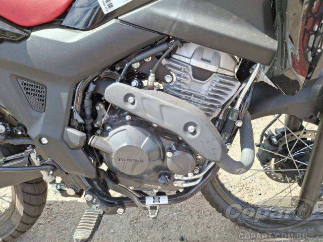 2026 HONDA XRE SAHARA 300 