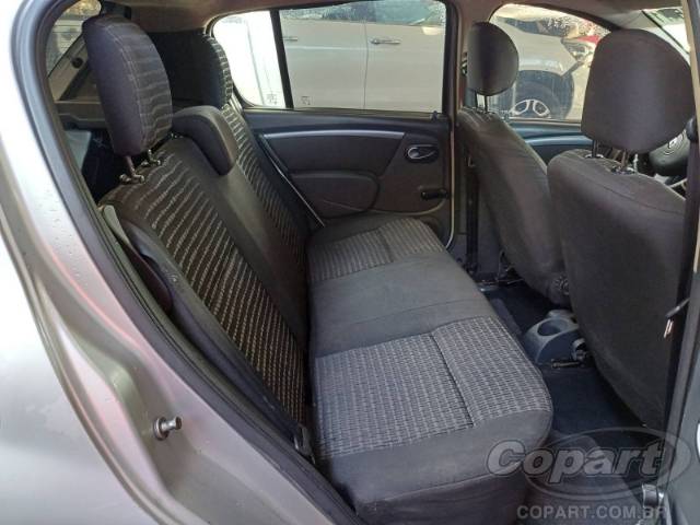 2013 RENAULT SANDERO 