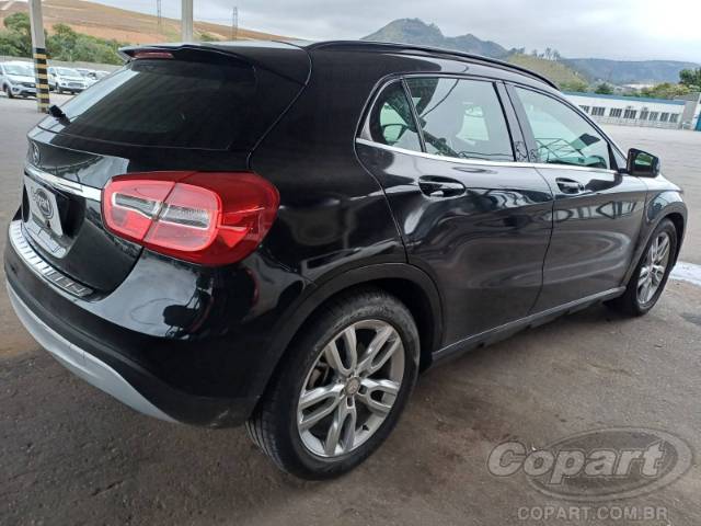 2015 MERCEDES BENZ GLA 