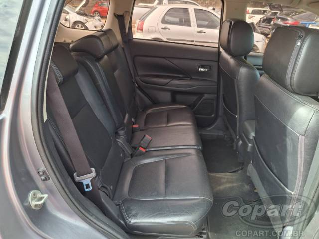 2016 MITSUBISHI OUTLANDER 