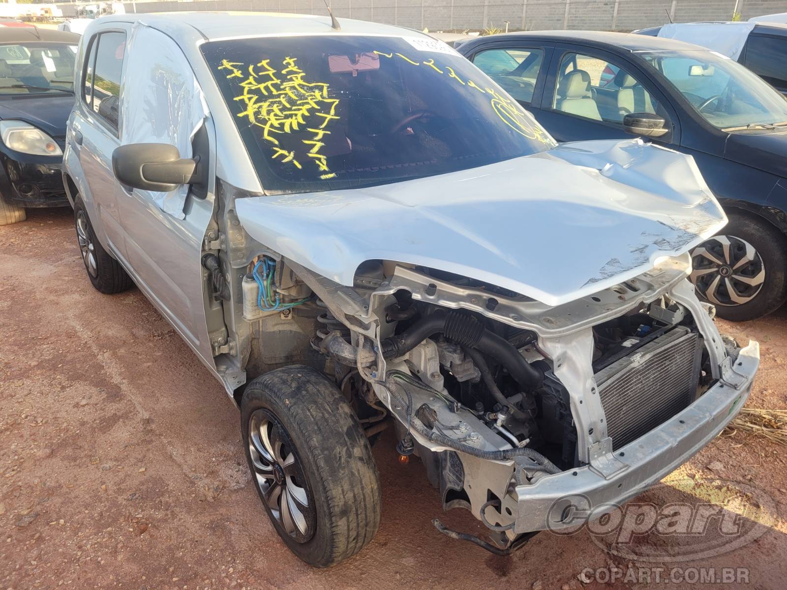Veículo Fiat Uno Fiat Uno Attractive 1.0 Evo 2016 2016 em leilão