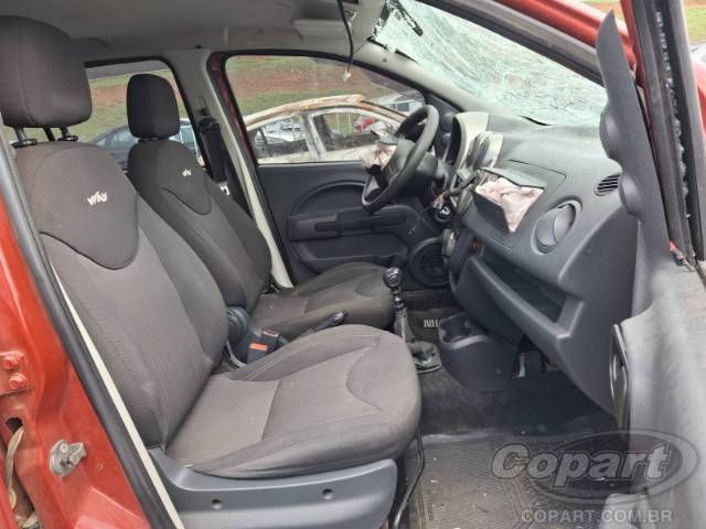 2013 FIAT UNO 