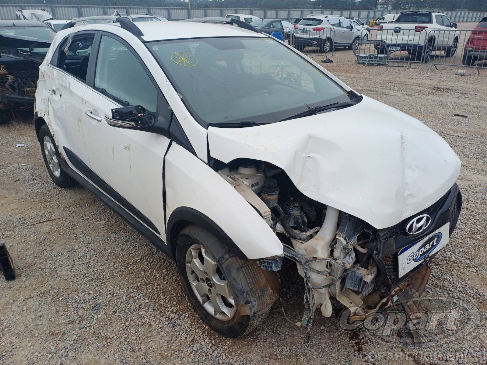 HYUNDAI HB20 2015