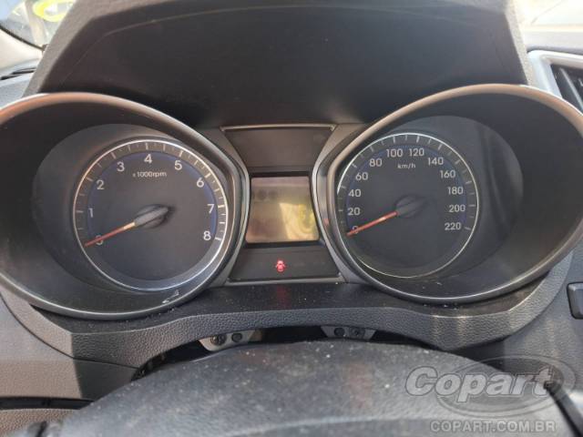 2014 HYUNDAI HB20S 