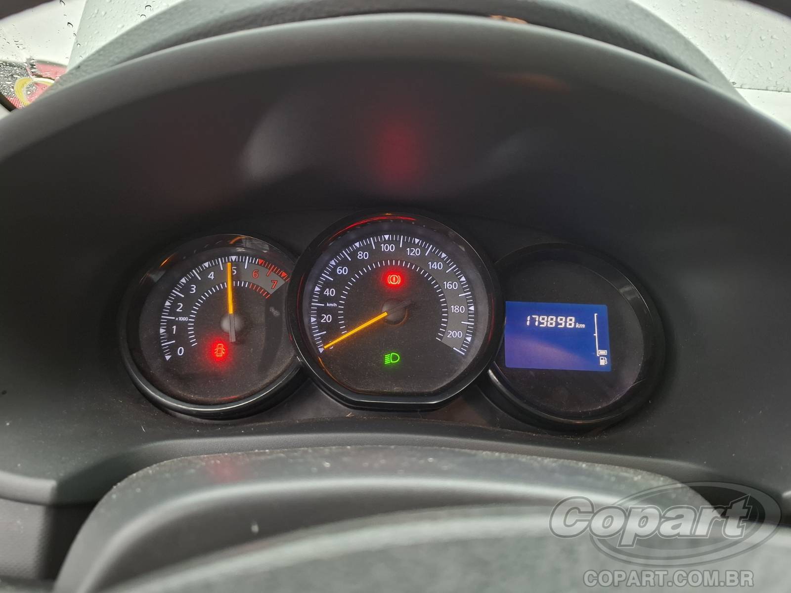 Foto 8 de 10: 2016 RENAULT SANDERO