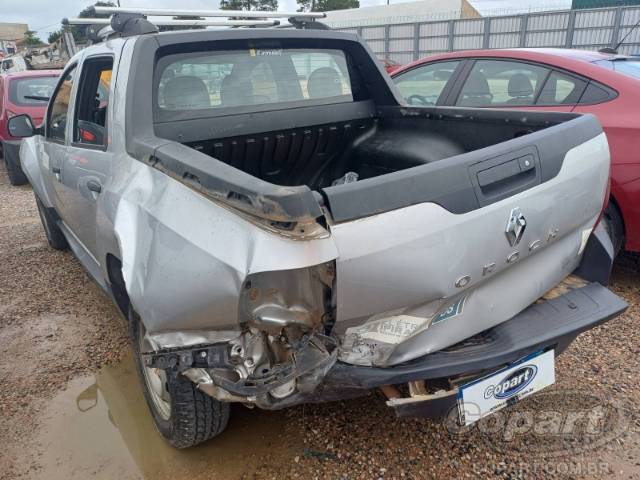 2020 RENAULT DUSTER OROCH 