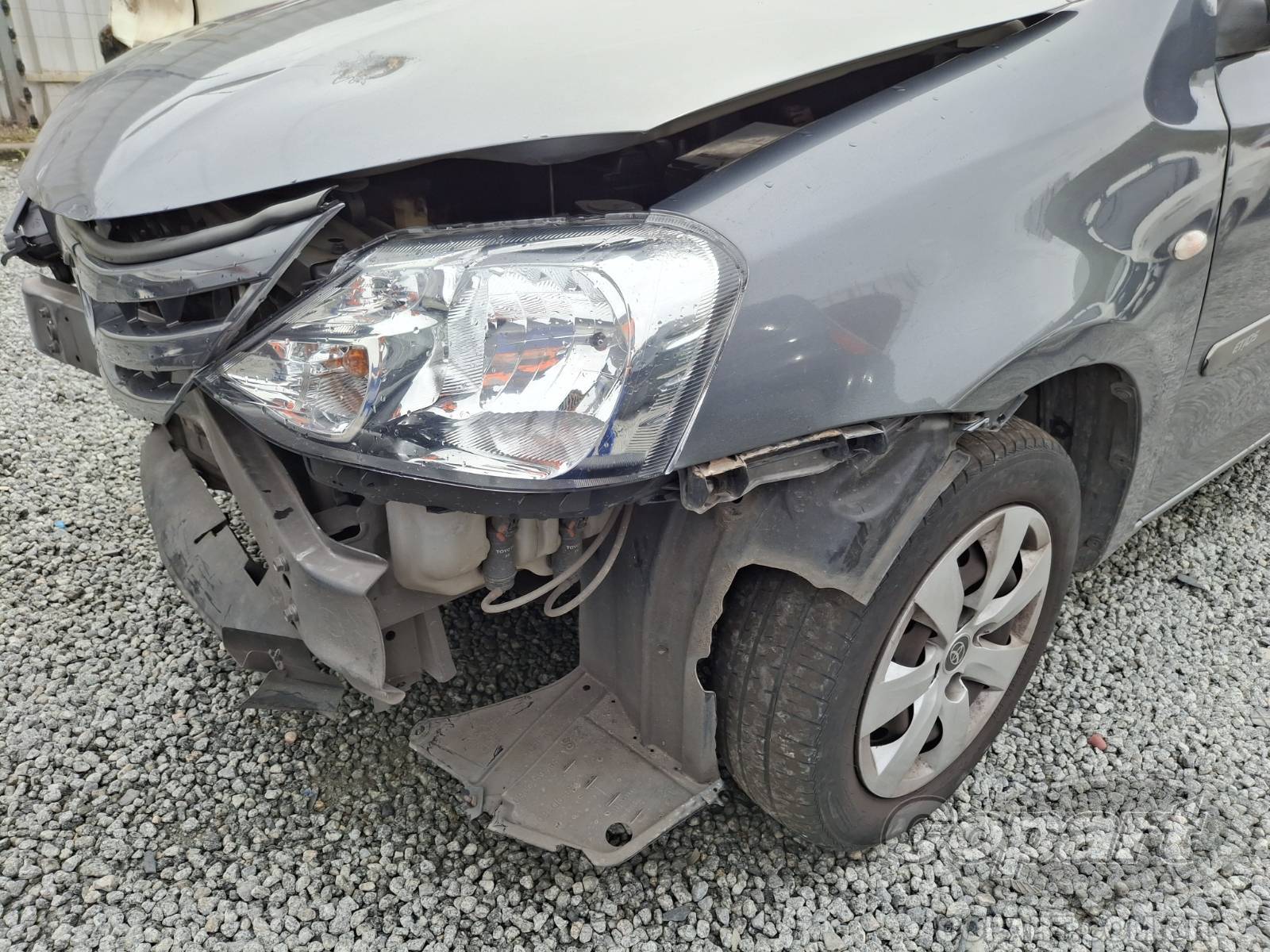 Foto 12 de 15: 2013 TOYOTA ETIOS