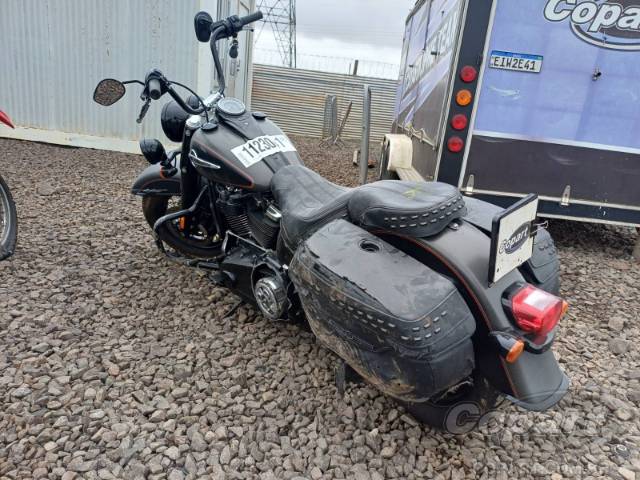 2018 HARLEY-DAVIDSON SOFTAIL 