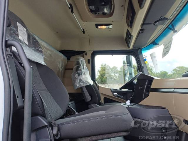 2025 MERCEDES-BENZ Actros 