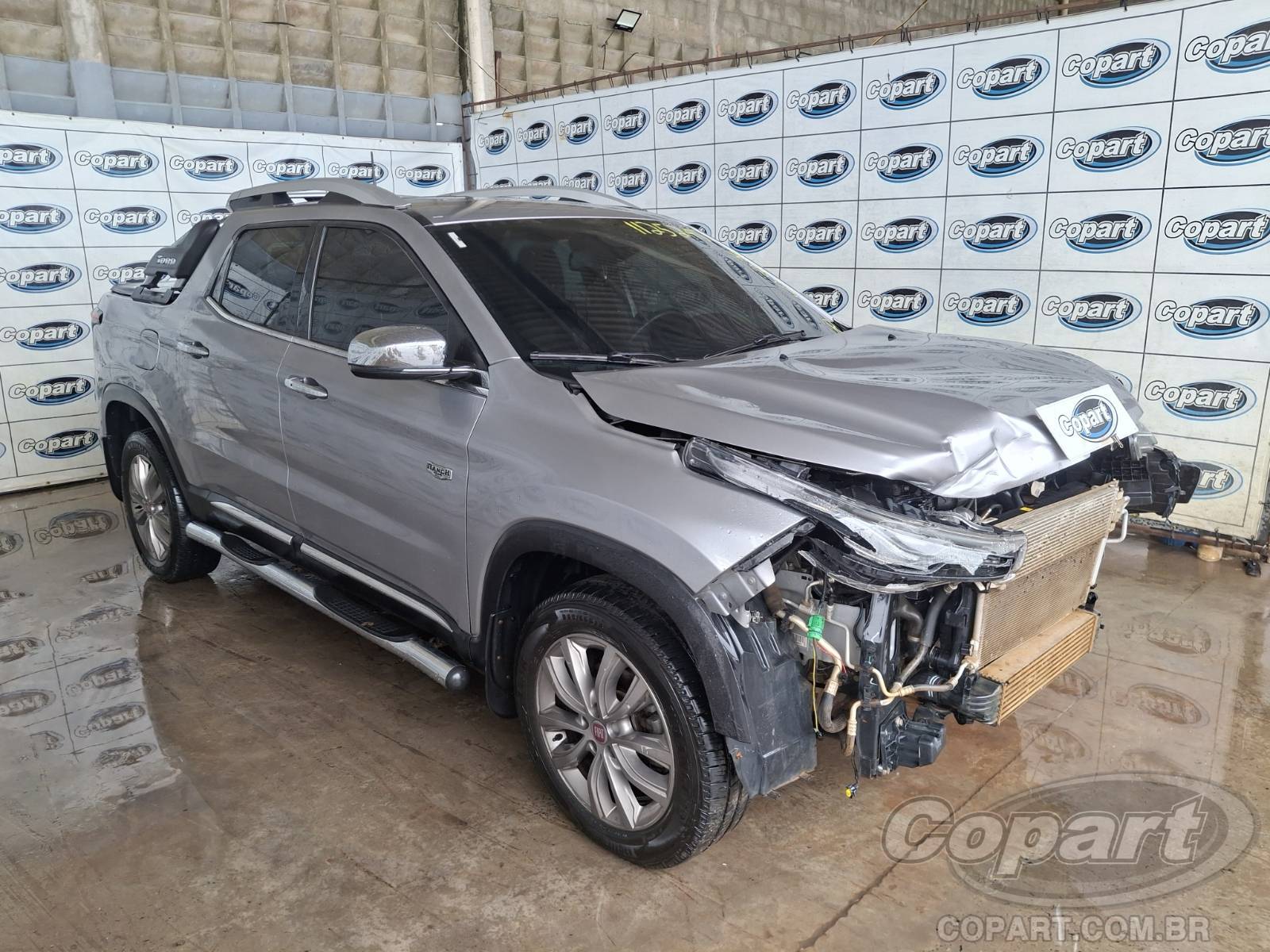 Fiat Toro 2021 em leilão