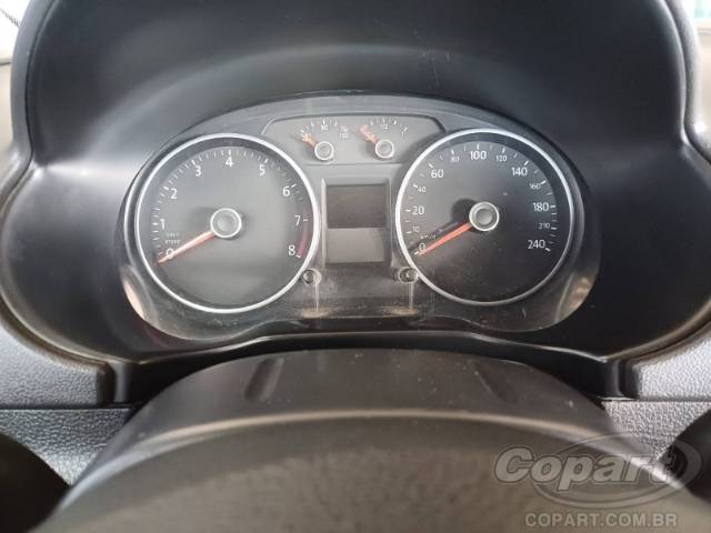 2016 VOLKSWAGEN VOYAGE 