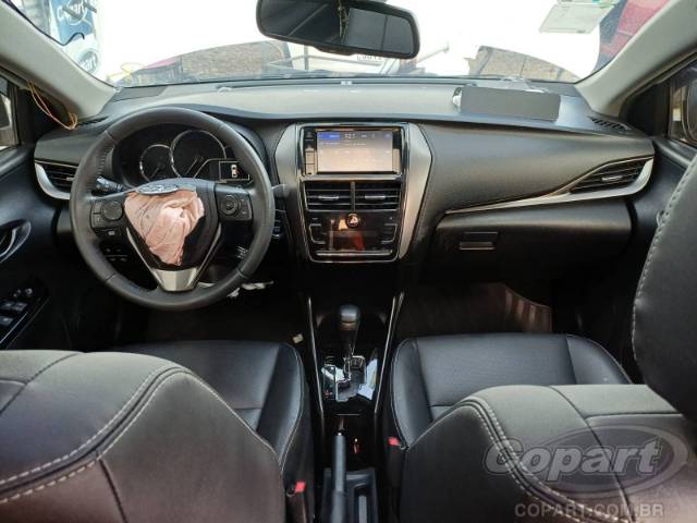 2023 TOYOTA YARIS SEDA 