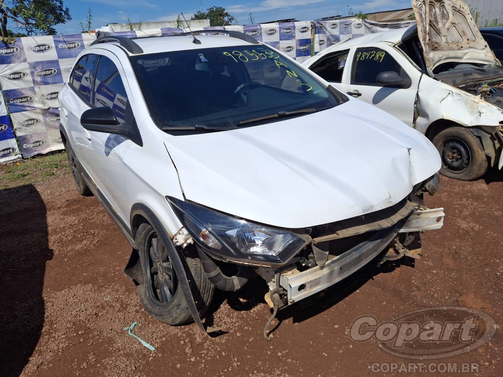 Chevrolet Onix Activ AT6 1.4 Eco 2019 Colisão Média Monta