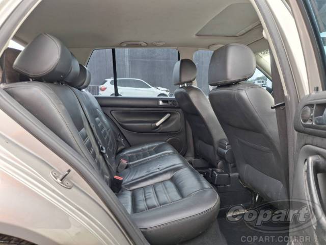 2011 VOLKSWAGEN GOLF 