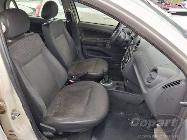 2013 VOLKSWAGEN GOL 