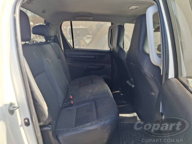 2024 TOYOTA HILUX CD 