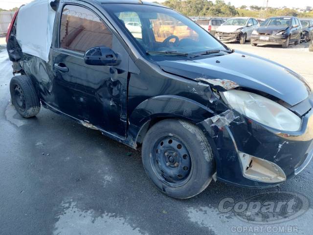 2013 FORD FIESTA 