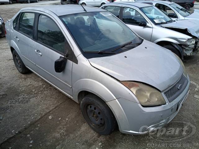 2010 FORD FIESTA SEDAN 