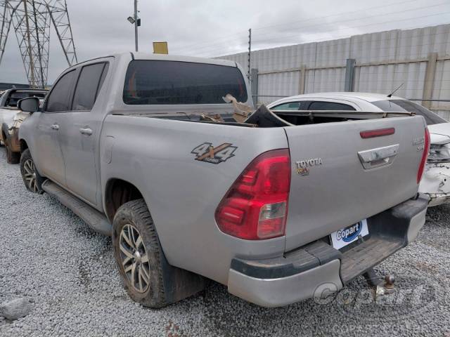 2016 TOYOTA HILUX CD 