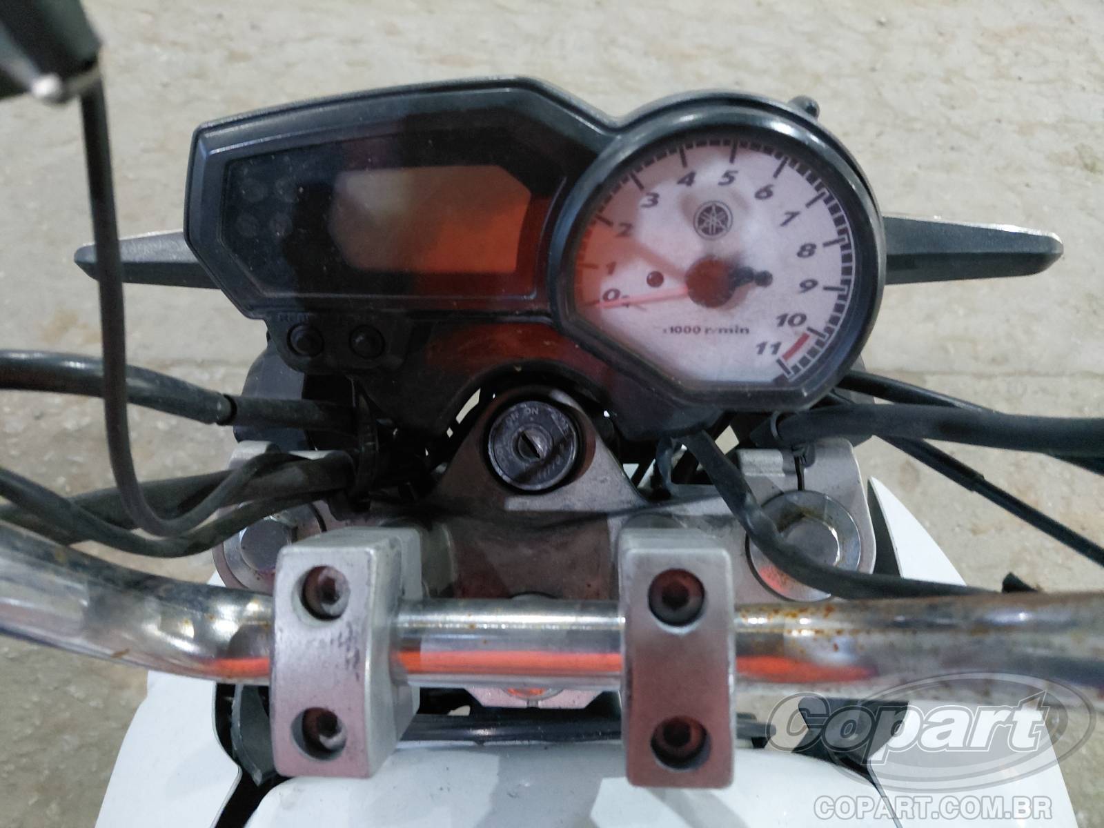 Foto 9 de 10: 2014 YAMAHA FAZER