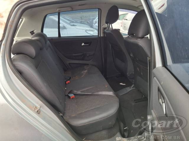 2013 VOLKSWAGEN FOX 