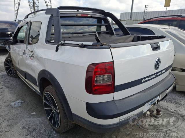 2015 VOLKSWAGEN SAVEIRO CD 