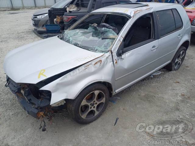 2010 VOLKSWAGEN GOLF 