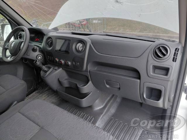 2027 RENAULT MASTER FURGAO 