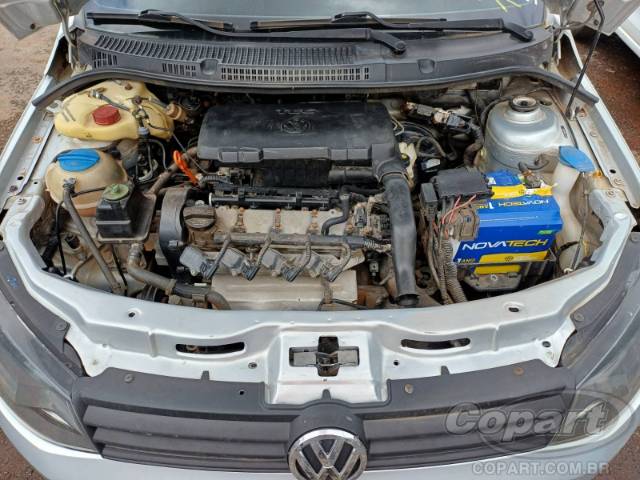 2015 VOLKSWAGEN VOYAGE 