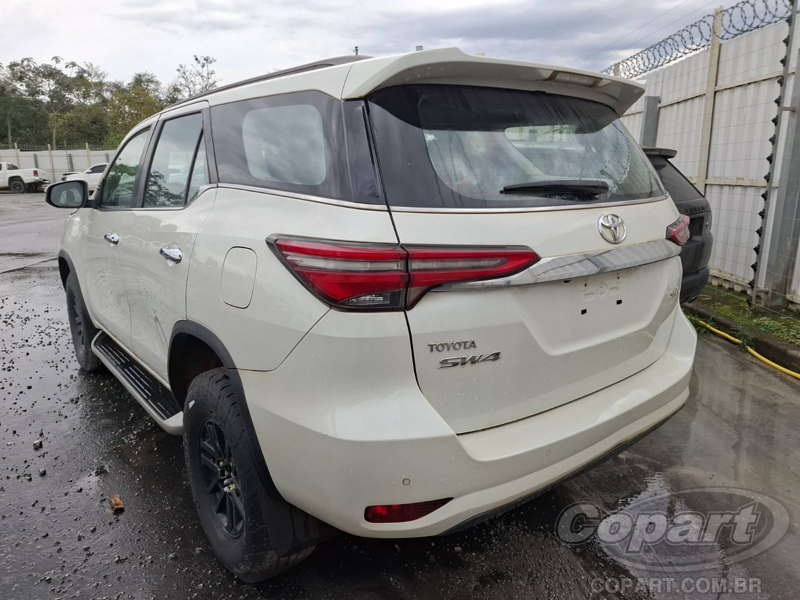 Foto 3: 2021 TOYOTA SW4