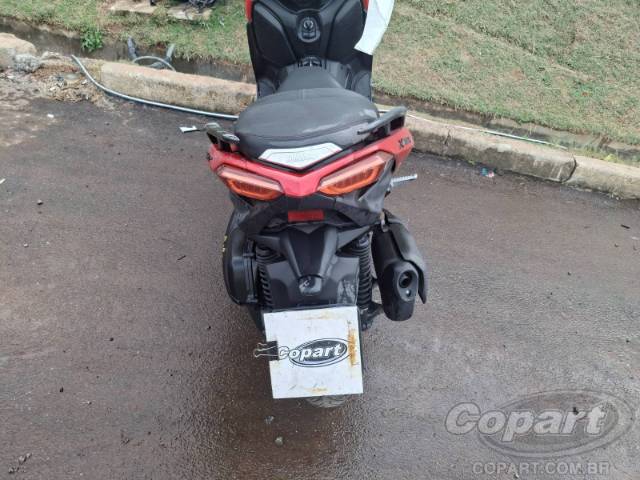 2024 YAMAHA XMAX 