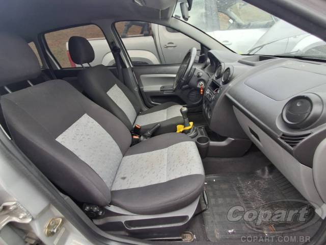 2008 FORD FIESTA 