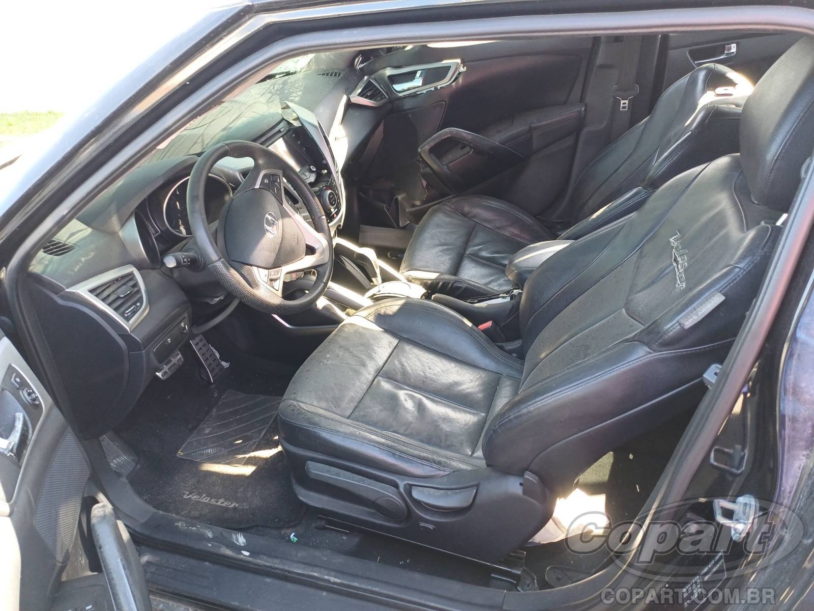 Foto 5: 2013 HYUNDAI VELOSTER