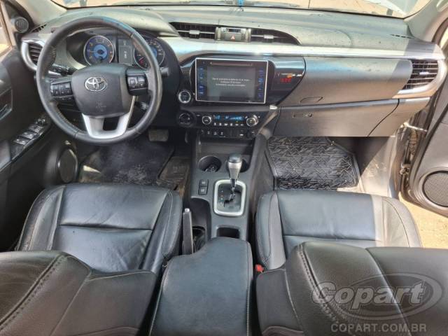 2017 TOYOTA HILUX CD 