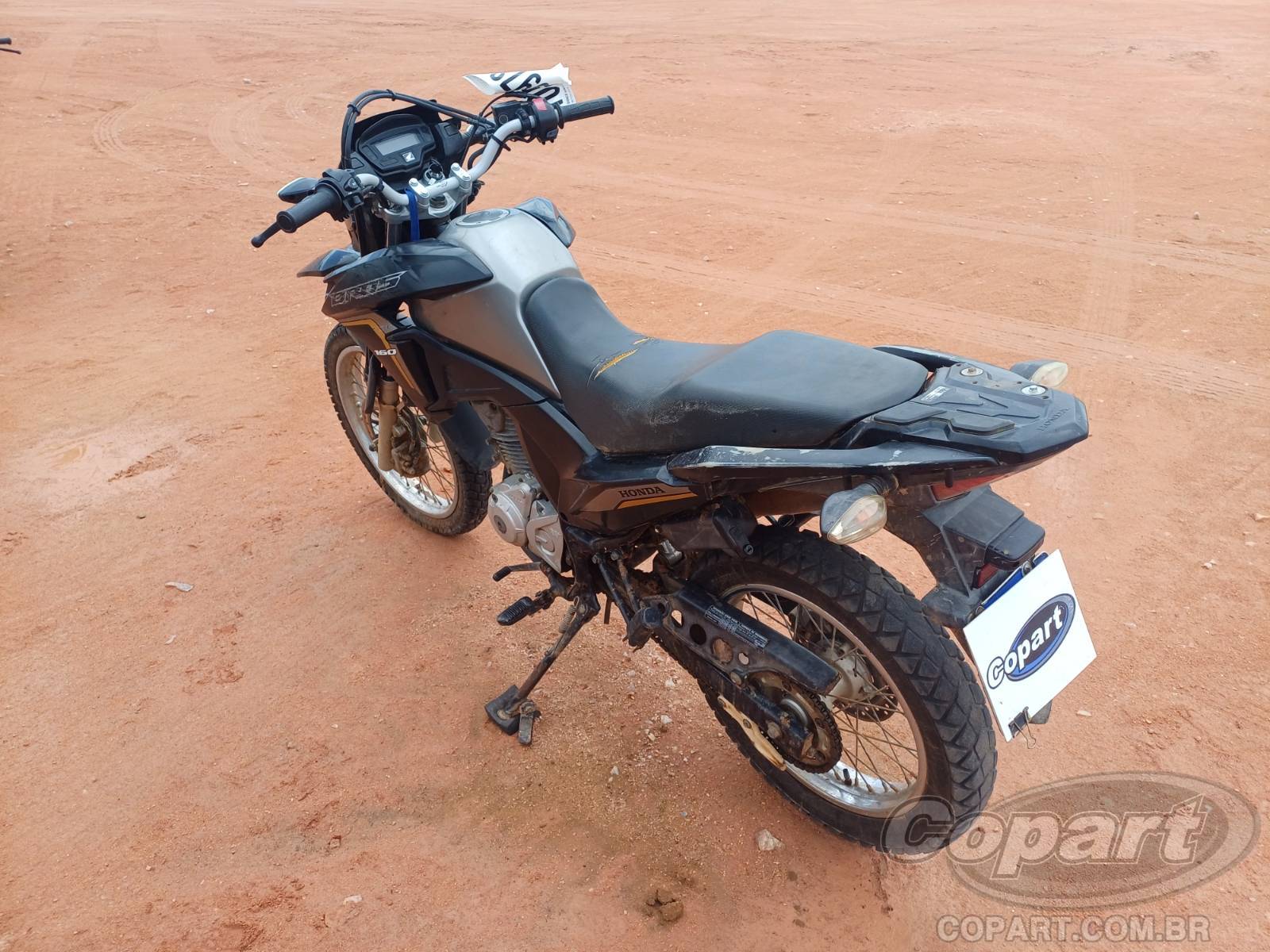 Foto 3: 2023 HONDA NXR 160