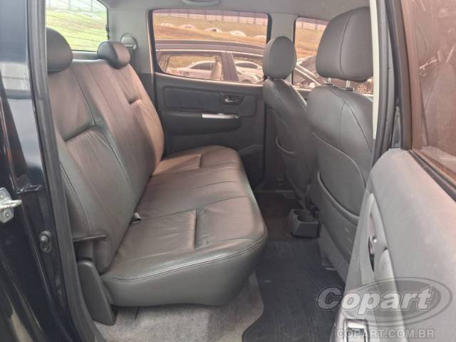 2015 TOYOTA HILUX CD 