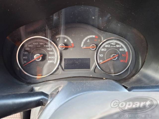 2016 FIAT GRAND SIENA 