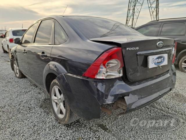 2009 FORD FOCUS SEDAN 