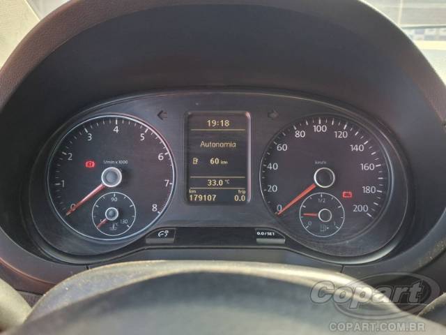 2011 VOLKSWAGEN FOX 