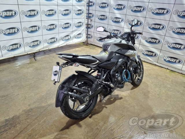 2024 BAJAJ DOMINAR 