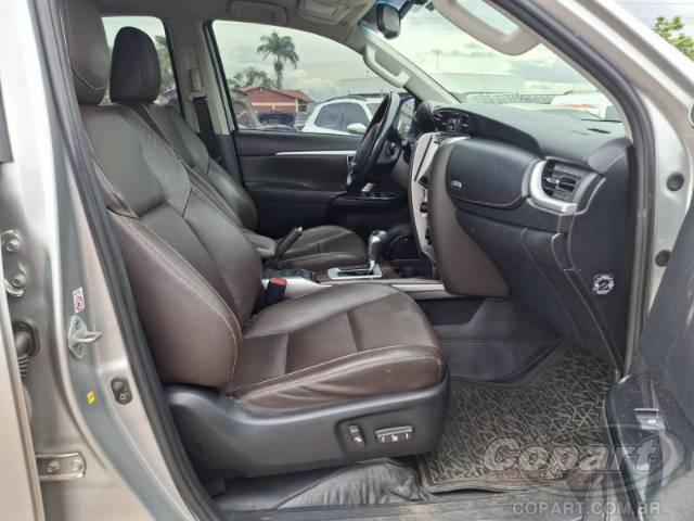 2018 TOYOTA HILUX SW4 