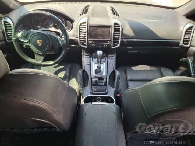 2014 PORSCHE CAYENNE 