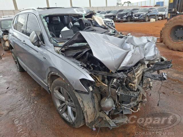 2020 VOLKSWAGEN TIGUAN 