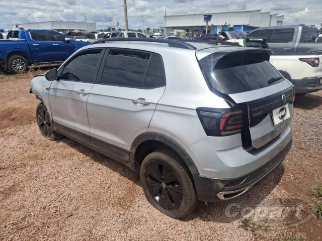 2022 VOLKSWAGEN T-CROSS 