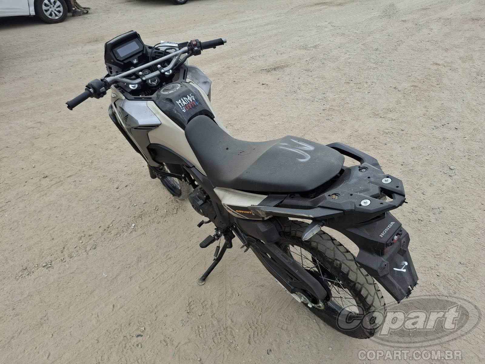 2025 HONDA XRE SAHARA 300 — foto 3 de 10